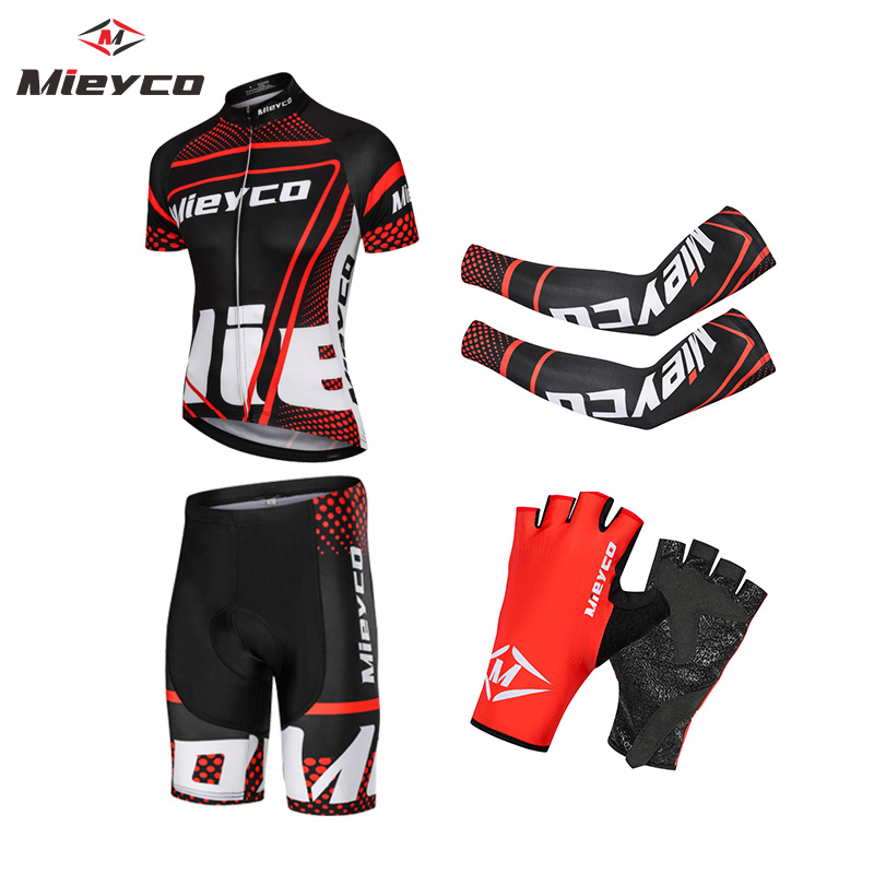 Set di Abbigliamento da Ciclis - Summer Clothing Italy recensione e prezzo