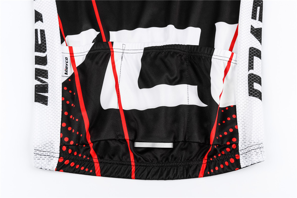 Set di Abbigliamento da Ciclis - Summer Clothing Italy recensione e prezzo